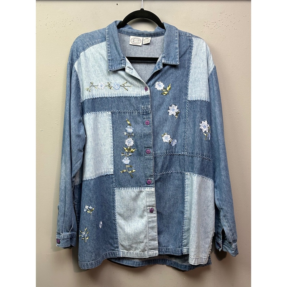 Carolina Blues Shirt Womens 22W Blue Patch Floral Embroidered Denim Button‎ Up
